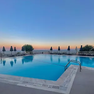https://asteris.kefaloniahotels.net